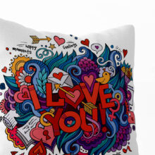 Dekorační polštář Miluji Tě (bílý): čisté vyznání lásky