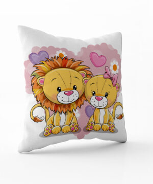 Dekorační polštář Lví rodina: Výlet do zamilovaného safari.
