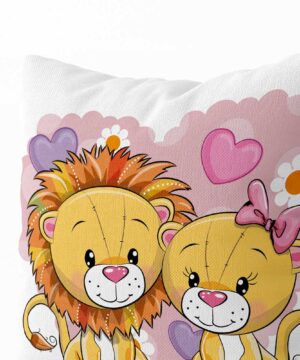 Dekorační polštář Lví rodina: Výlet do zamilovaného safari.