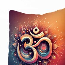 Polštář Mantra ÓM | Kolekce Ornamenty | ElitniRebel.cz